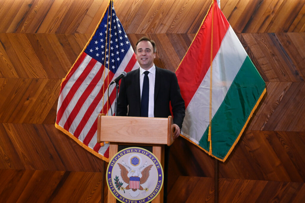 US-Botschafter zur Klärung der „Lügen“ von Präsident Biden einbestellt