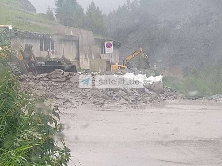 Schweiz: Über 200 Evakuierte bei Überschwemmungen