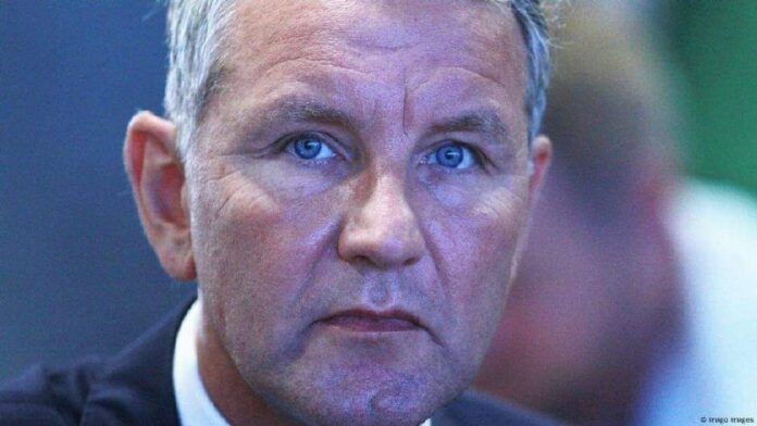 Aufhebung der Immunität von Björn Höcke: Ermittlungen drohen Die Immunität des AfD Abgeordneten, Björn Höcke, der wegen angeblich "nationalso...