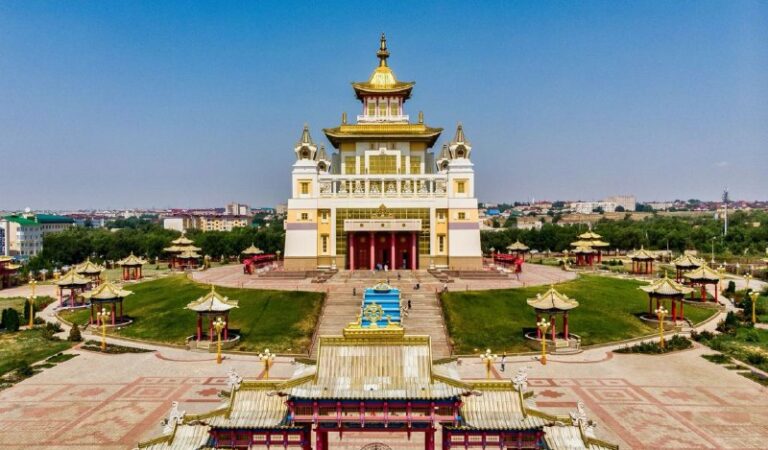 Die Goldene Abode des Buddhas Shakyamuni in Elista