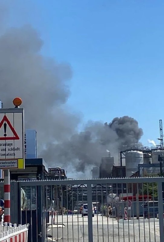 Explosion und Feuer bei BASF in Ludwigshafen: 14 Verletzte