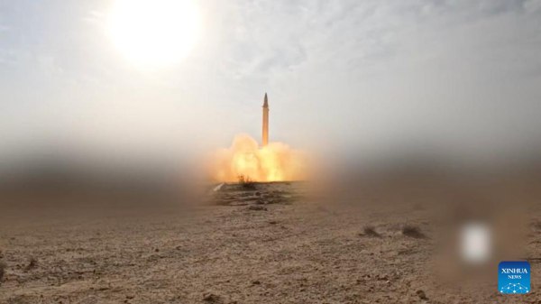 Houthi’s Hyperschallrakete im Roten Meer: Iran’s Rache?