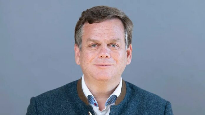 CDU-Politiker Alexander Räuscher legt Stadtratsmandat niederZum 10. August legt ...