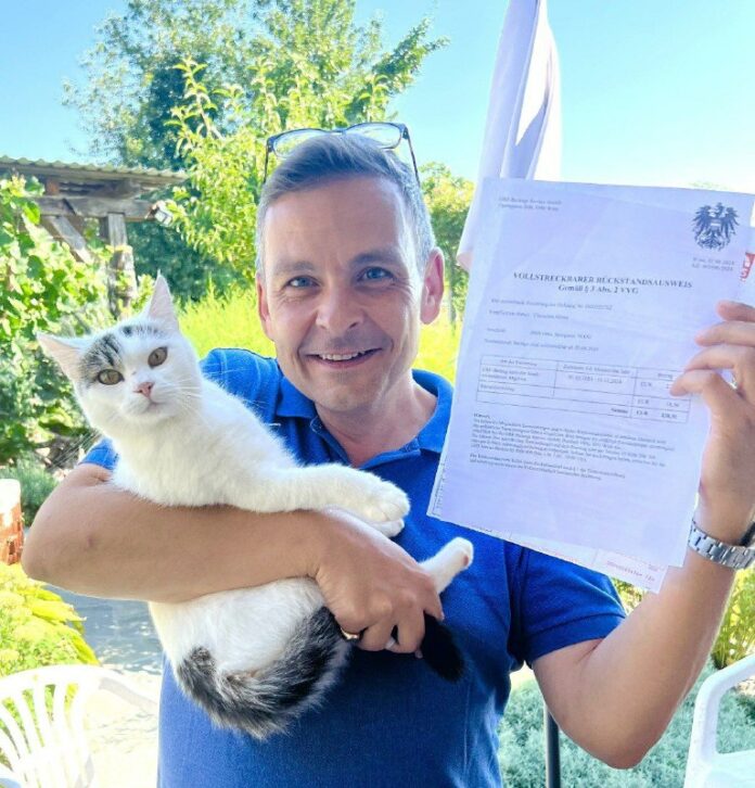  Katze von Gerald Grosz erhält ORF-Mahnung Der ehemalige BZÖ-Politiker Gerald Gr...