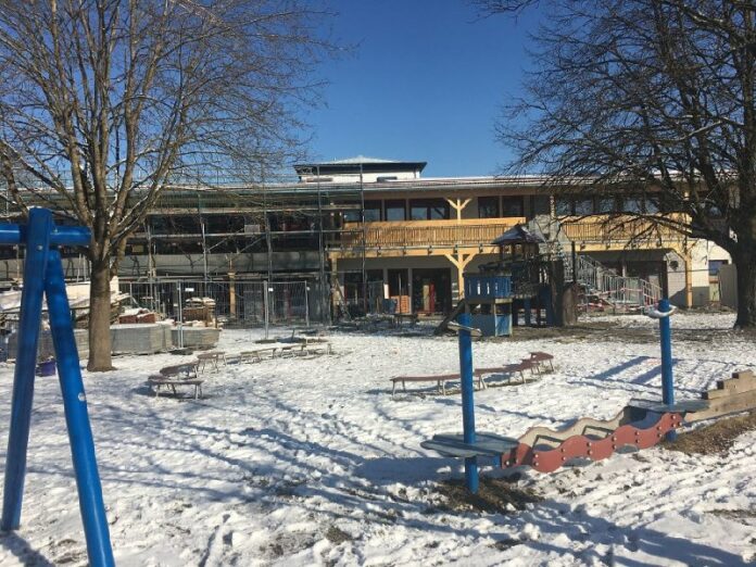  Kita-Desaster in Bayern-Gemeinde: Kinder nässen sich ein, Eltern haben Jobs ver...