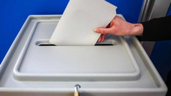 Landtagswahl in Sachsen – bis Mittag schon hohe WahlbeteiligungViele Wähler in S...