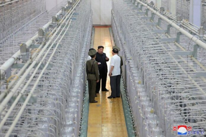  #Nordkorea: Kim besucht angebliche UrananreicherungsanlageNordkoreas Machthaber...