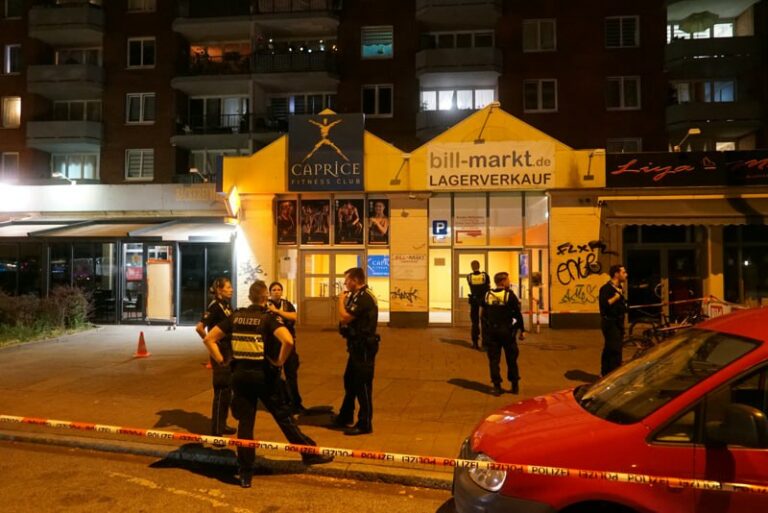 Messerattacke in Hamburg: Mann schwer verletzt