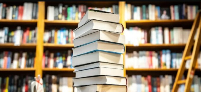 In Deutschland wird weniger gelesen Die Menschen in #Deutschland lesen weniger a...