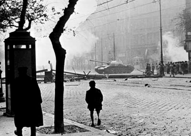 Nationaler Trauertag zum Gedenken an 1956