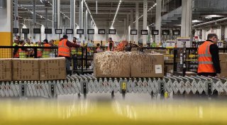 Amazon drohen bundesweit Streiks vor Weihnachten Die Gewerkschaft #Ver.di hat #S…