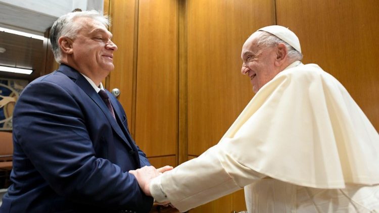 Papst empfängt Orbán