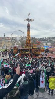 So sieht der Weihnachtsmarkt in Stuttgart aus Nachfolgend einige der Kommentare …