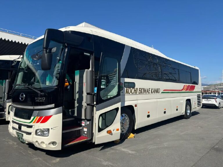 Japan startet ersten Nachtbus mit Doppelstockbetten Nachtfahrten mit Bussen löse…