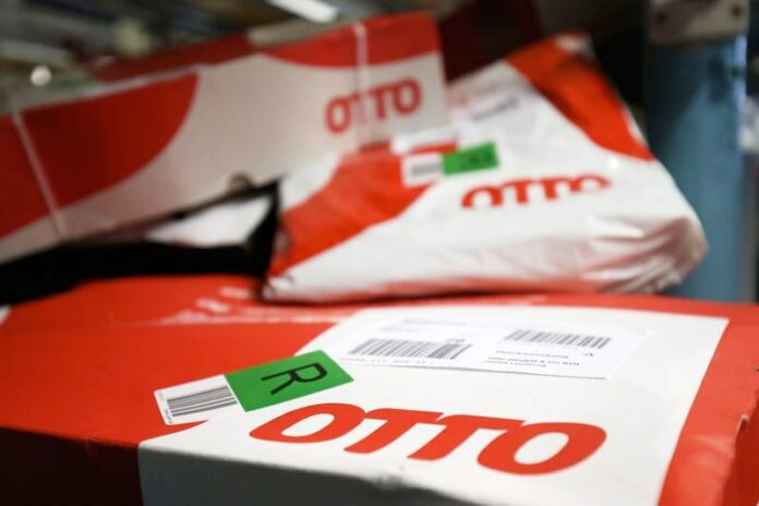 Otto entlässt hunderte Callcenter-Mitarbeiter – acht Standorte schließenDer Hamb...
