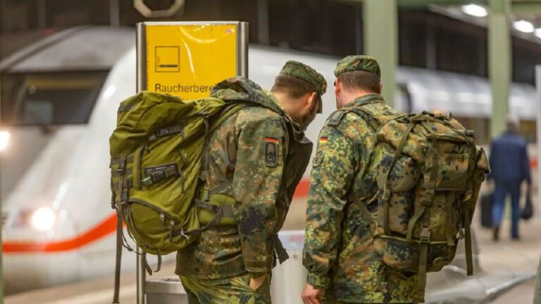 Bundeswehr sucht Hilfe von Logistikkonzernen für Bündnisfall Die #Bundeswehr hat…
