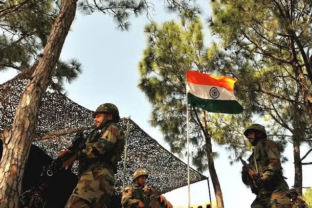 Der indische Militäreinmarsch in Pakistan steht unmittelbar bevor – Pakistans V…