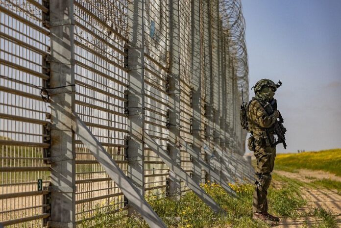 Israels neueste Vision für Gaza hat einen Namen: KonzentrationslagerVon Meron Ra...
