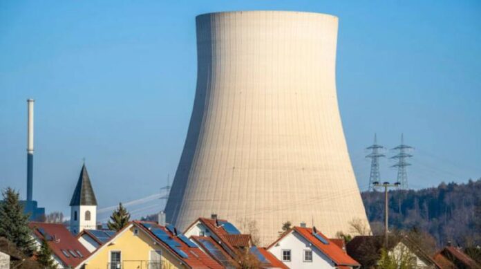 Mehr als jeder Zweite in Deutschland will #Rückkehr der #Atomkraft Fast zwei Jah...