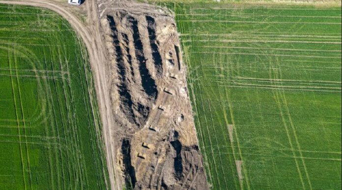 Rätselhafte tausende Jahre alte Landgräben bei Leipzig#Archäologen haben bei #Gr...