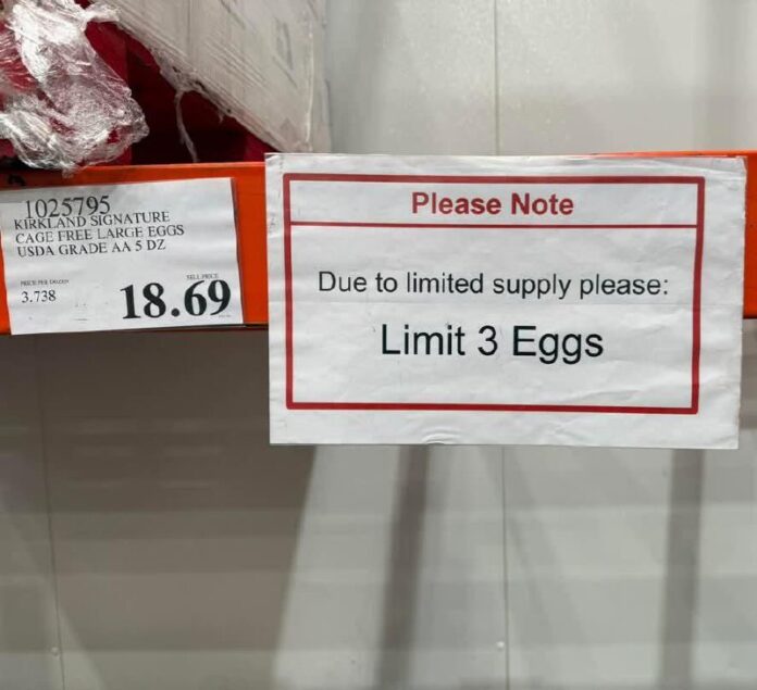  Supermärkte in #USA rationieren EierIn den USA sind Eier derzeit wegen des jüng...