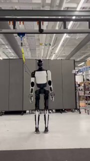 Elon Musk macht Tanzvideo von Teslas Optimus-Roboter publikElon #Musk hat am Die…