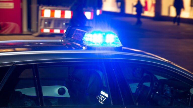 Remscheid: 11-Jähriger sticht auf Mitschüler einIm Nordrhein-Westfälischen Remsc…