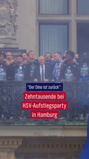 Rund 120.000 #Fans haben sich am Montag nach Polizeiangaben vor dem Hamburger Ra…