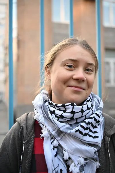 Vom Medienliebling zur Persona non grata: Greta Thunbergs WegAlan MacLeodEinst g…