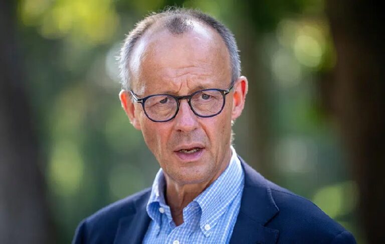 Wie Russen heute Deutschland sehen(Red.) Stefano di Lorenzo, geboren in Italien,…