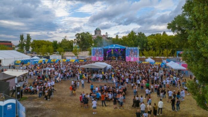 Ungarn ist ein Ort freier, offener und ehrlicher Debatten Ungarn ist ein Ort freier, offener und ehrlicher Debatten